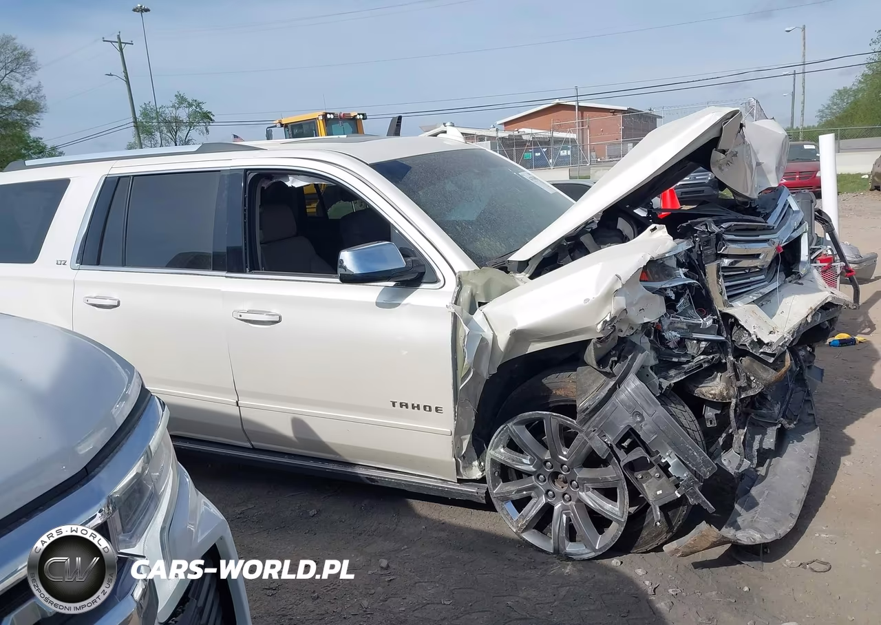 2015 Chevrolet Tahoe Ltz VIN:1GNSKCKC6FR574433 - 12