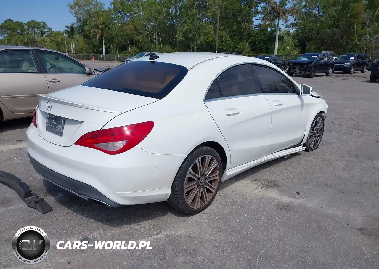 2018 Mercedes-Benz Cla 250 VIN:WDDSJ4EB2JN679383 - 4