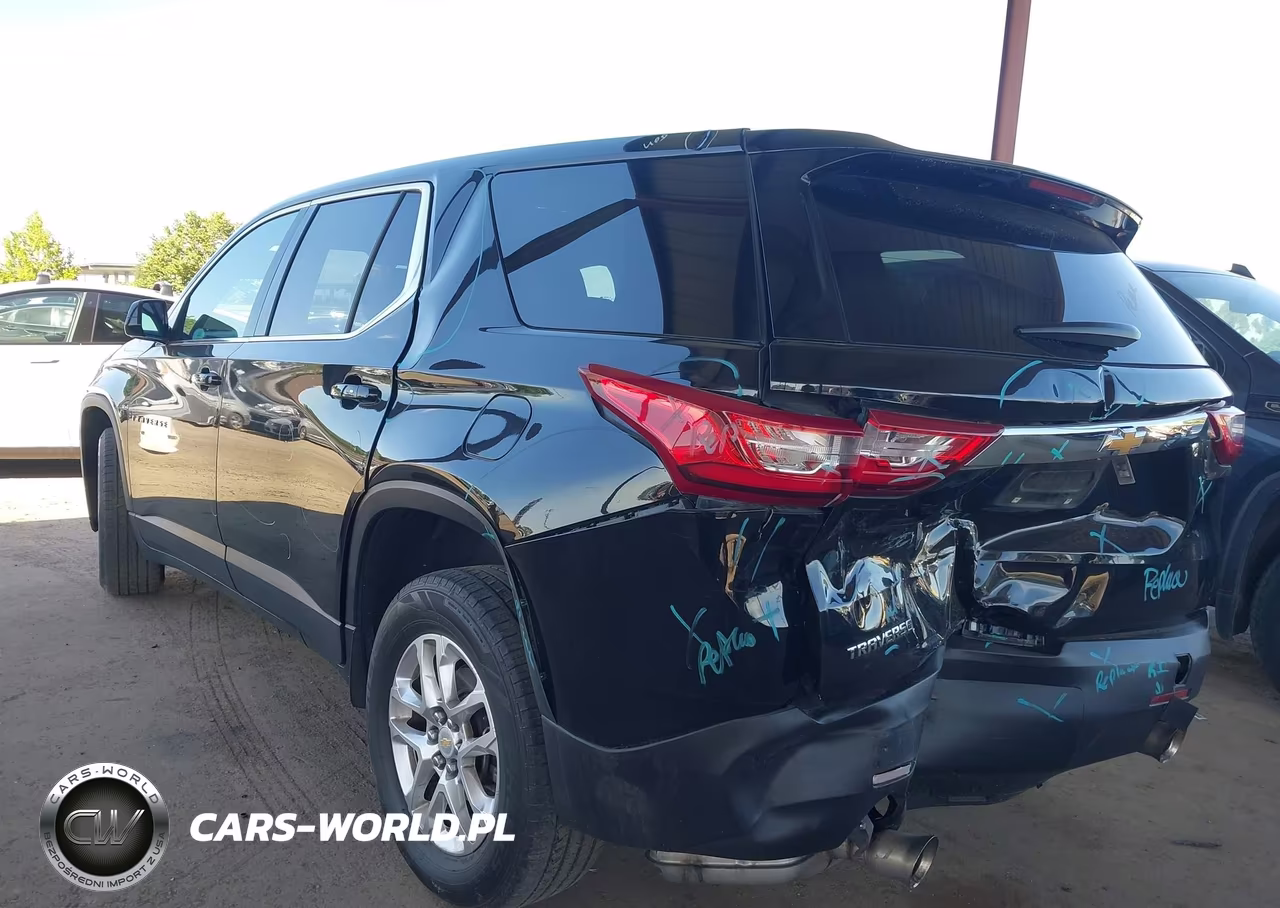 2020 Chevrolet Traverse Fwd Ls VIN:1GNERFKW7LJ108346 - 3