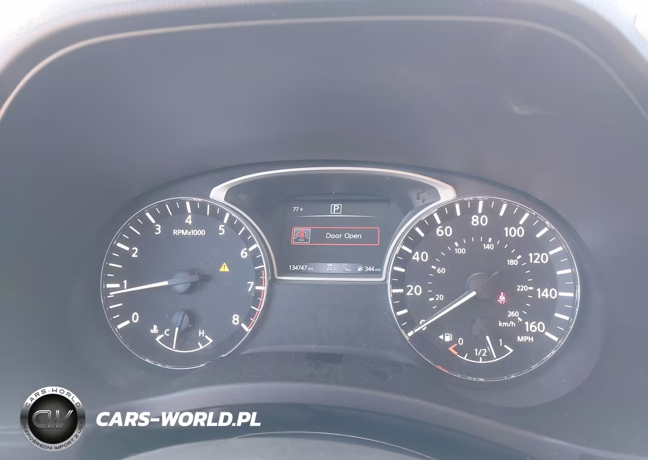 2018 Nissan Pathfinder Platinum VIN:5N1DR2MN7JC657186 - 7