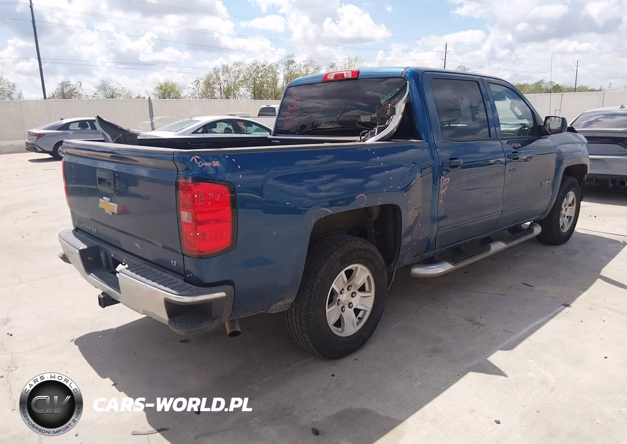 2018 Chevrolet Silverado 1500 1Lt VIN:3GCPCRECXJG273893 - 4