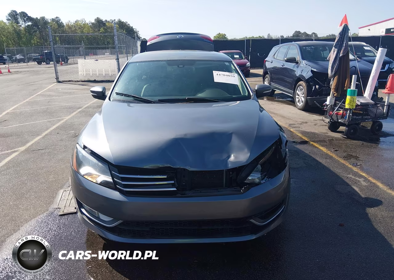2015 Volkswagen Passat 1.8T Limited Edition VIN:1VWAT7A33FC077284 - 12
