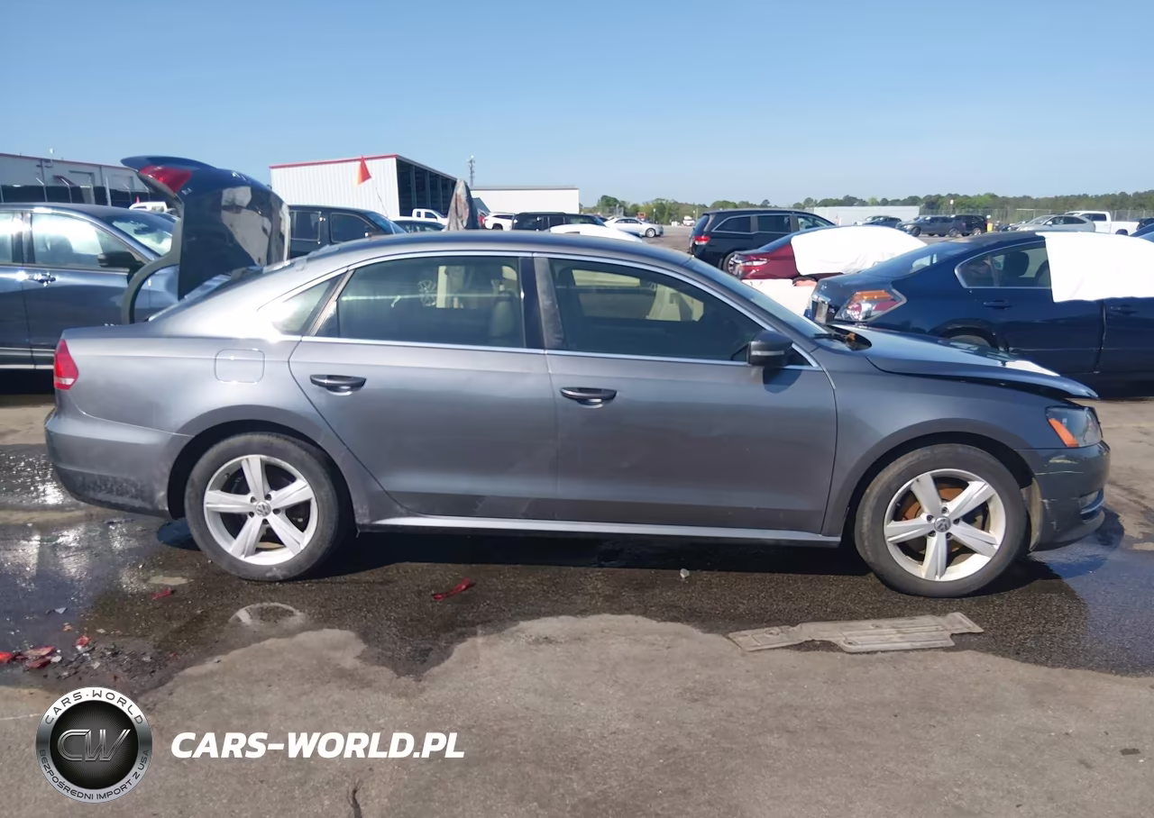 2015 Volkswagen Passat 1.8T Limited Edition VIN:1VWAT7A33FC077284 - 13