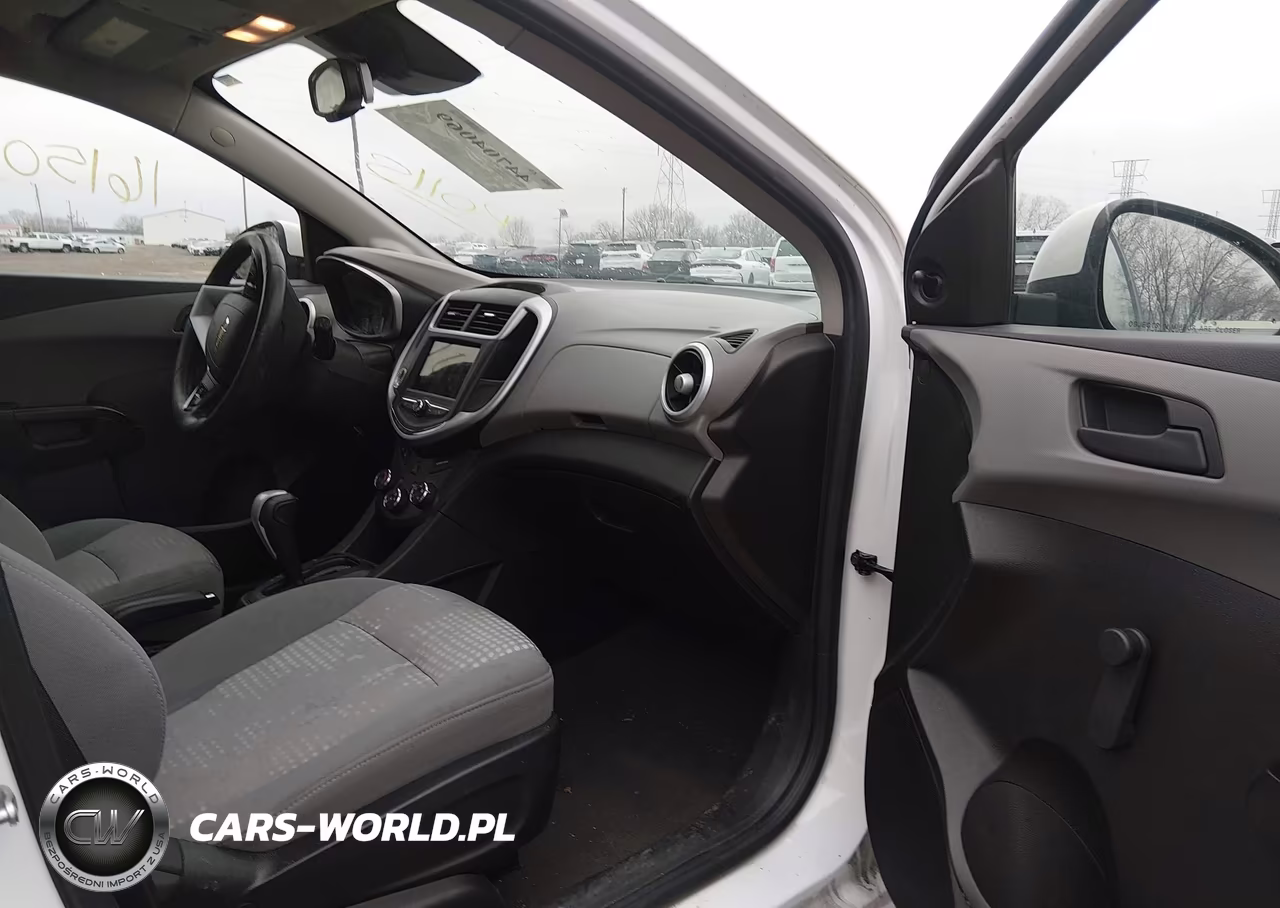 2019 Chevrolet Sonic Lt Auto VIN:1G1JG6SB0K4140314 - 5