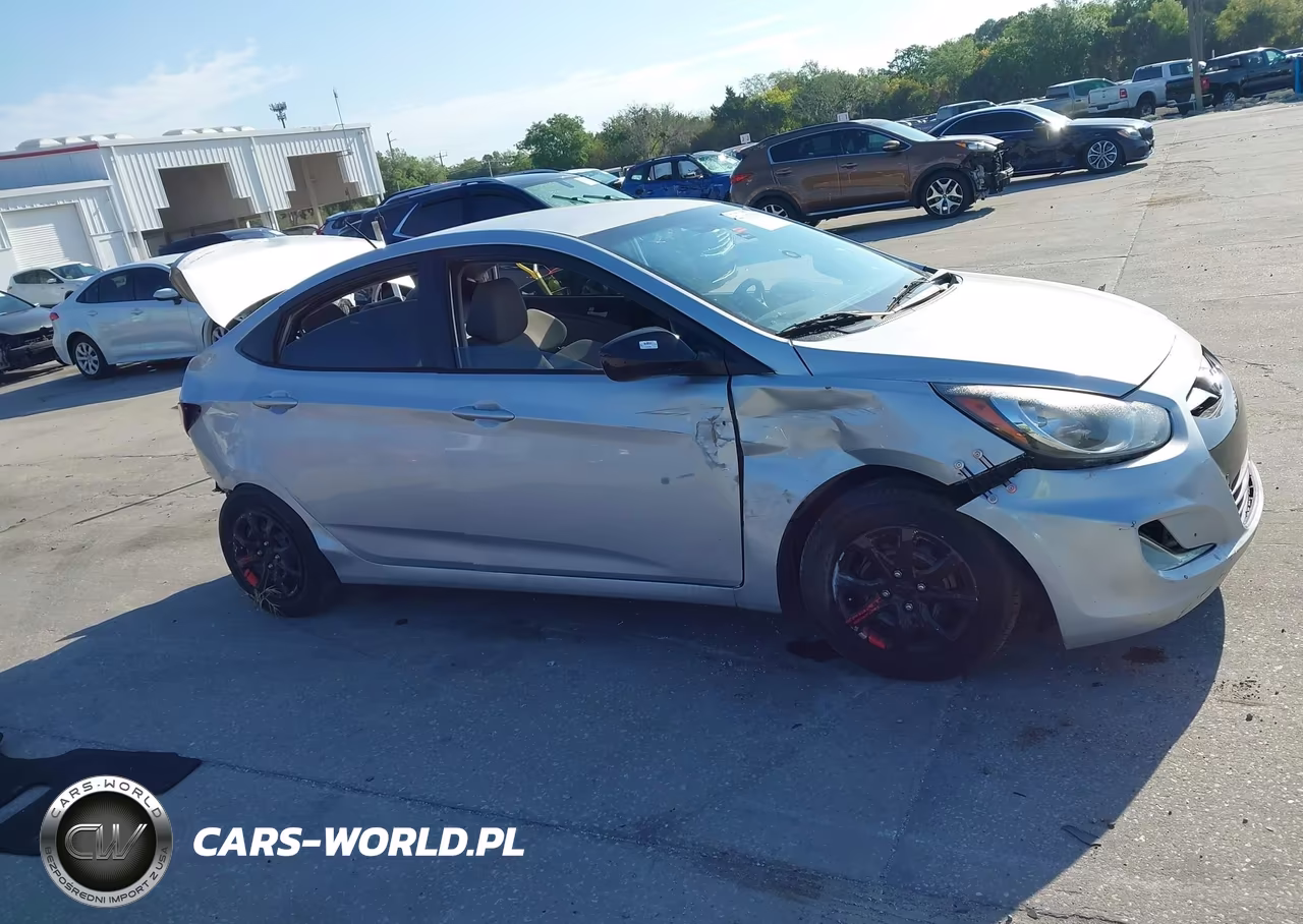 2013 Hyundai Accent Gls VIN:KMHCT4AE4DU331177 - 12