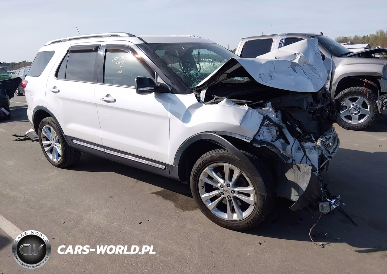 2018 Ford Explorer Xlt