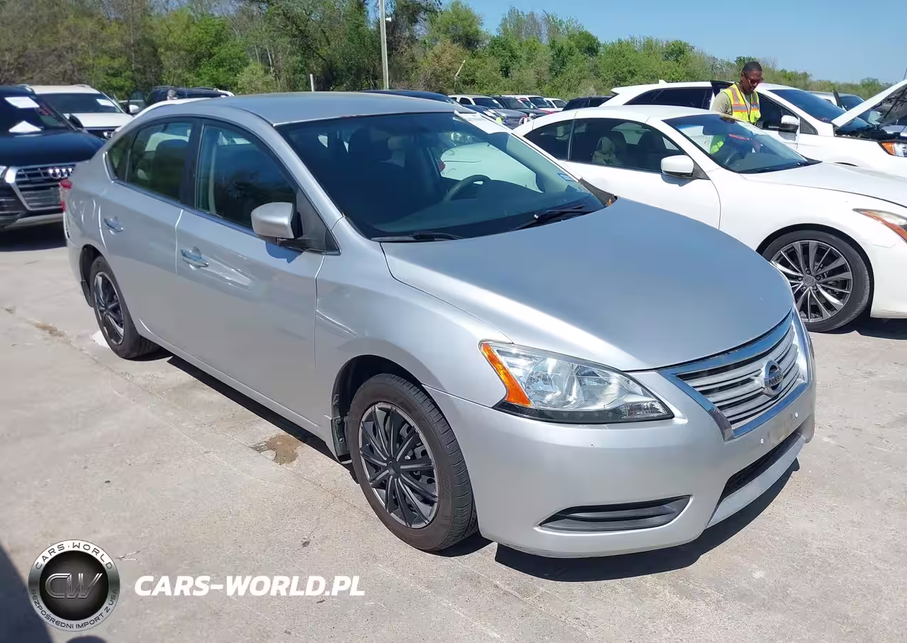 2015 Nissan Sentra S – zdjęcie 1 z 11