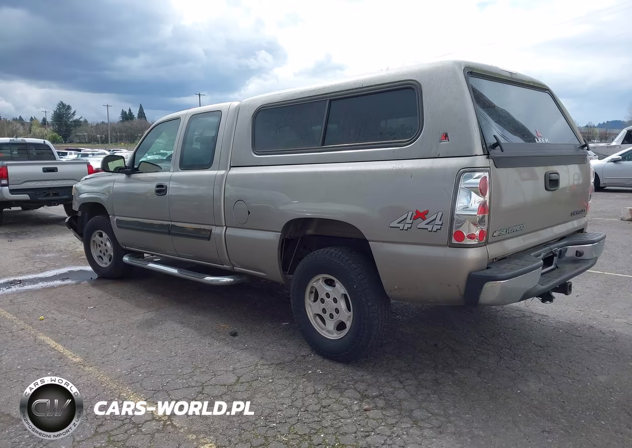 2003 Chevrolet Silverado 1500 Ls VIN:2GCEK19T031104810 - 3