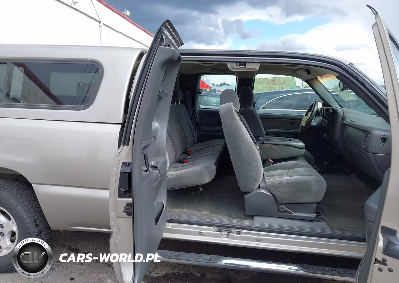 2003 Chevrolet Silverado 1500 Ls VIN:2GCEK19T031104810 - 8