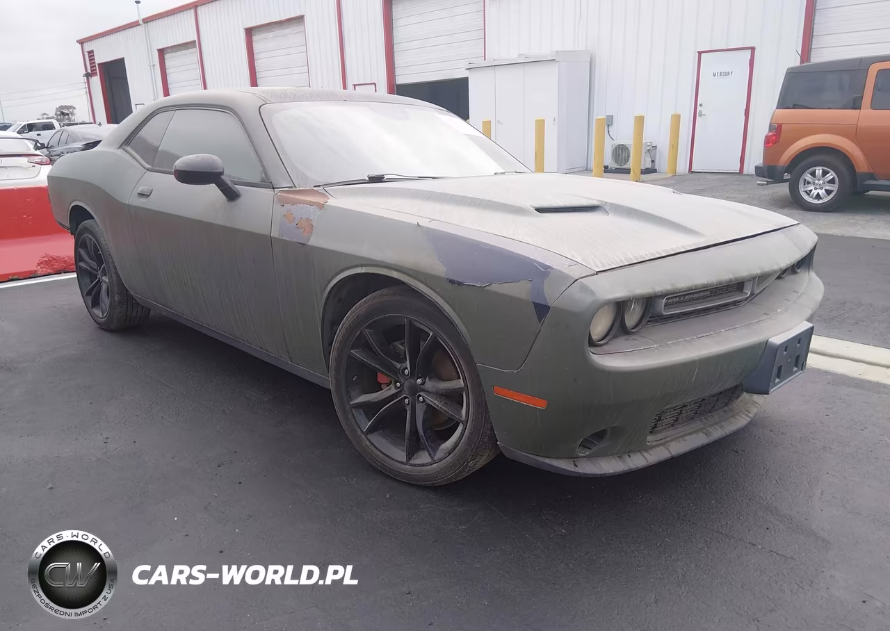 2015 Dodge Challenger Sxt – zdjęcie 1 z 19