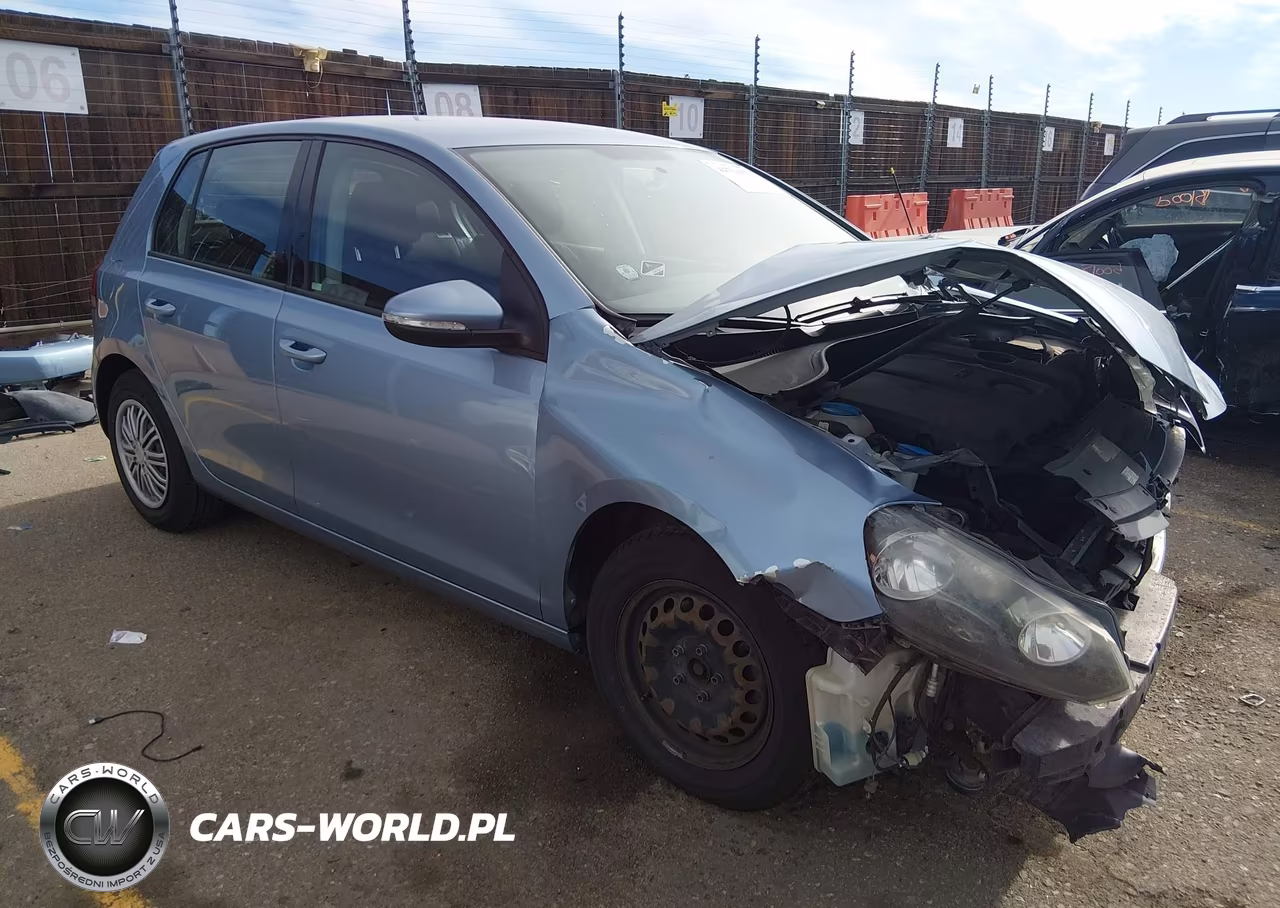 2011 Volkswagen Golf 2.5L 4-Door