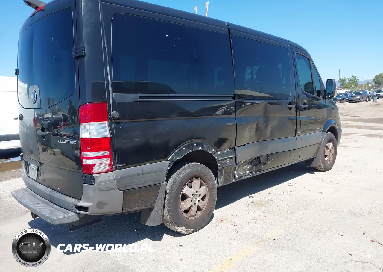 2016 Mercedes-Benz Sprinter 2500 Normal Roof VIN:WDZPE7DD3GP199388 - 4