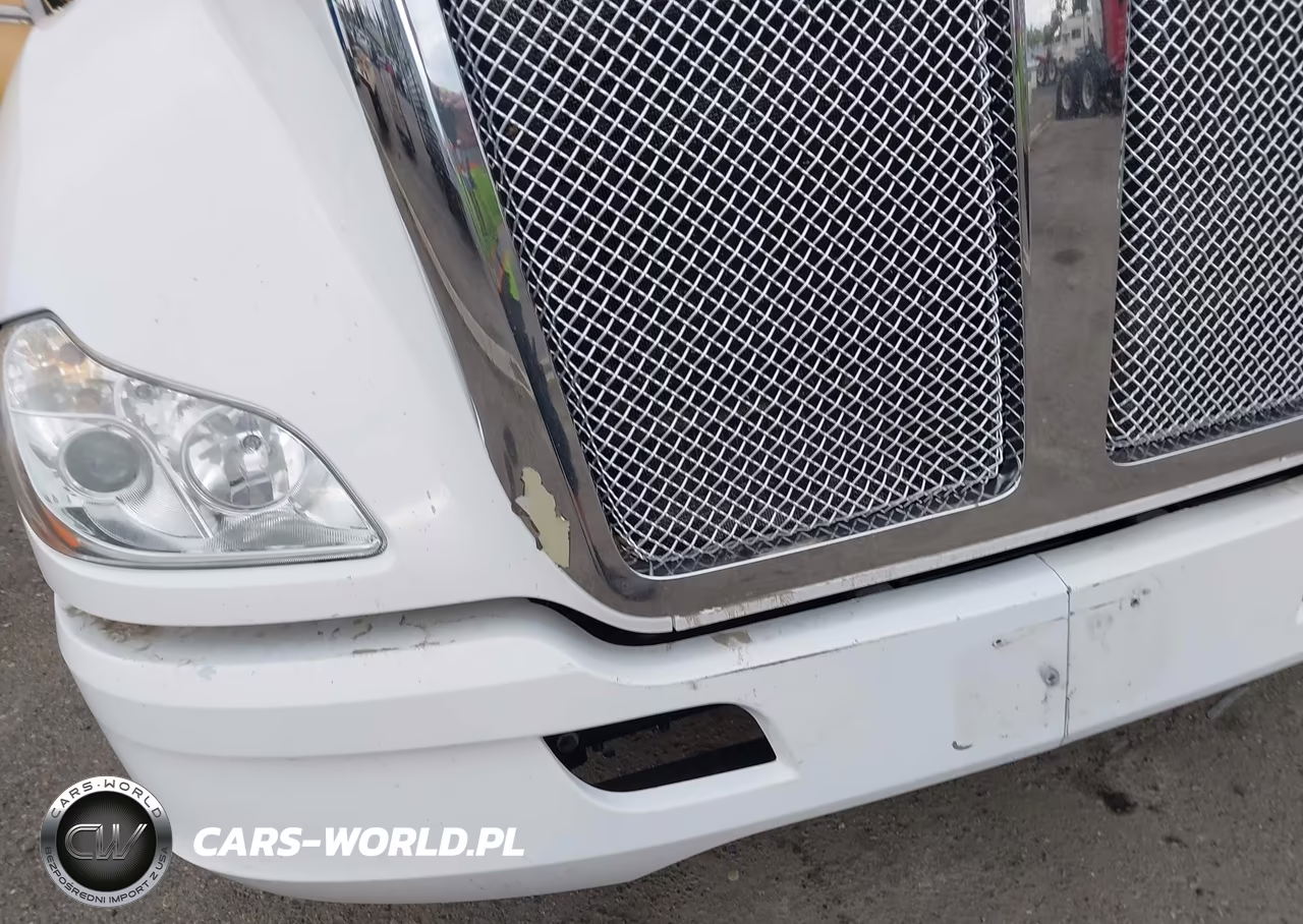 2019 Kenworth T680 VIN:1XKYD49X2KJ219560 - 13