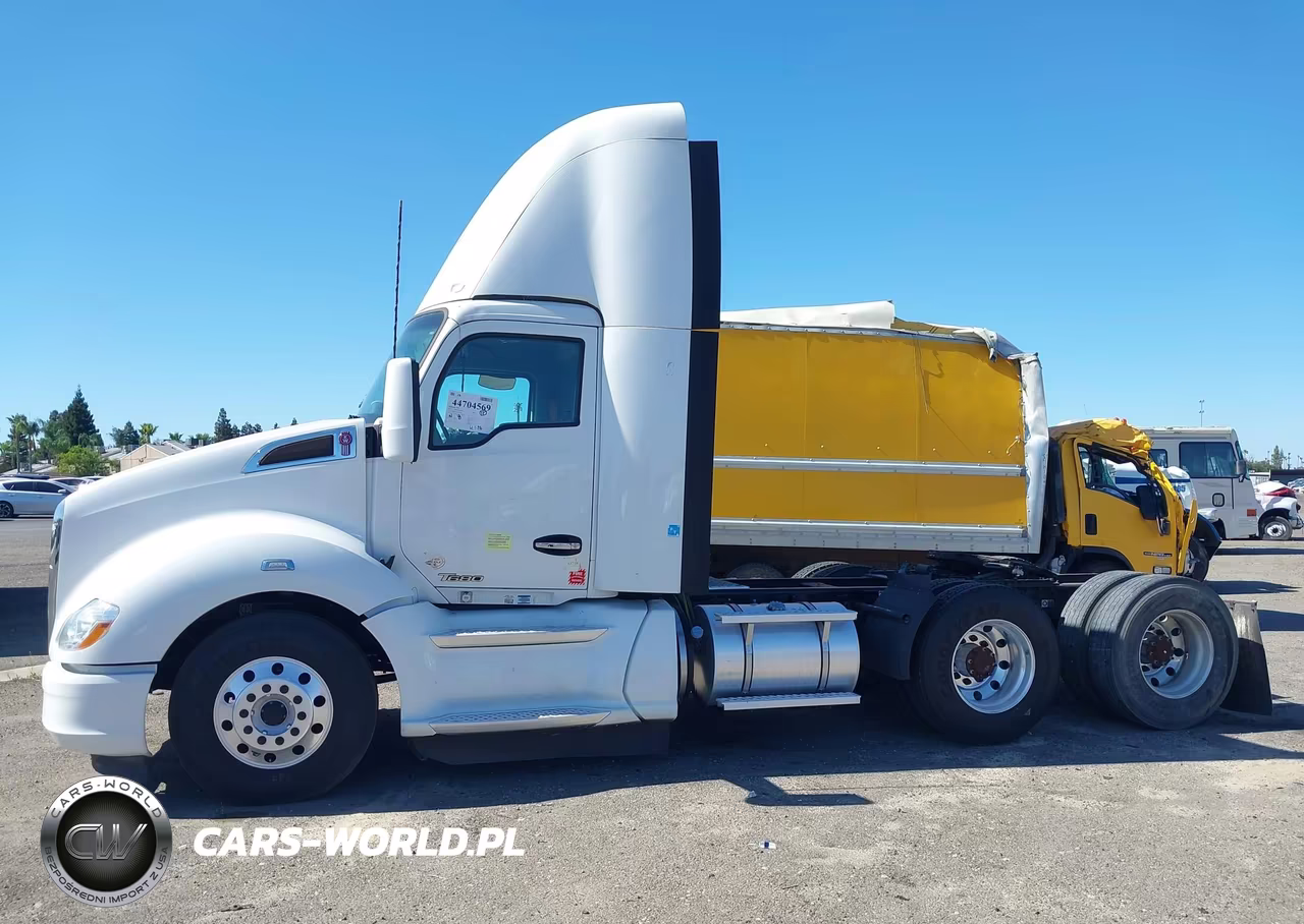 2019 Kenworth T680 VIN:1XKYD49X2KJ219560 - 17