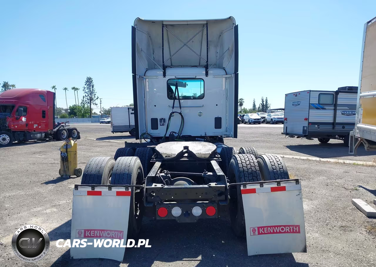 2019 Kenworth T680 VIN:1XKYD49X2KJ219560 - 19