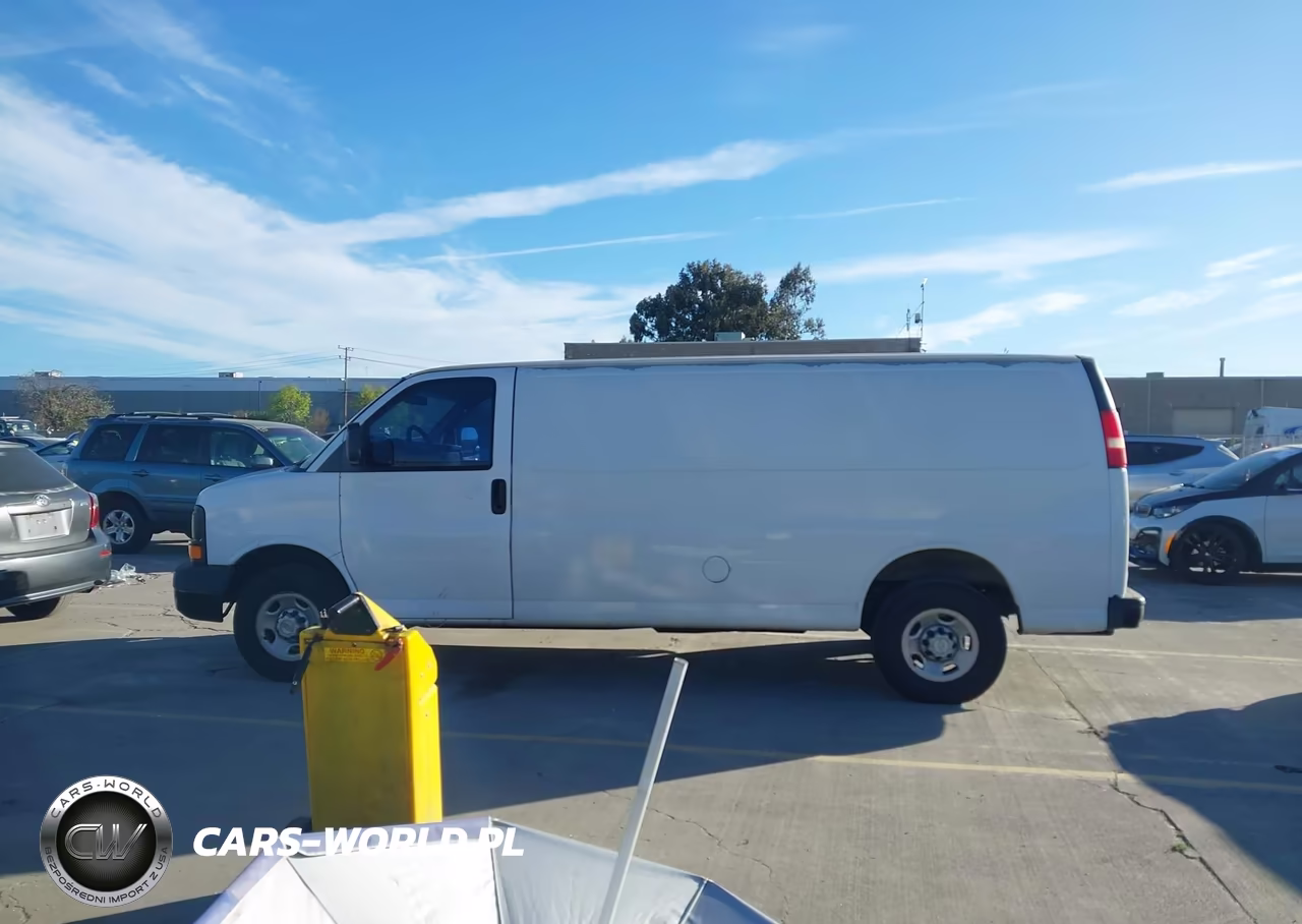 2005 Chevrolet Express VIN:1GCGG25V251269600 - 14