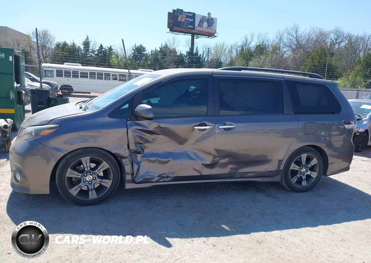 2016 Toyota Sienna Se 8 Passenger VIN:5TDXK3DC8GS700869 - 14