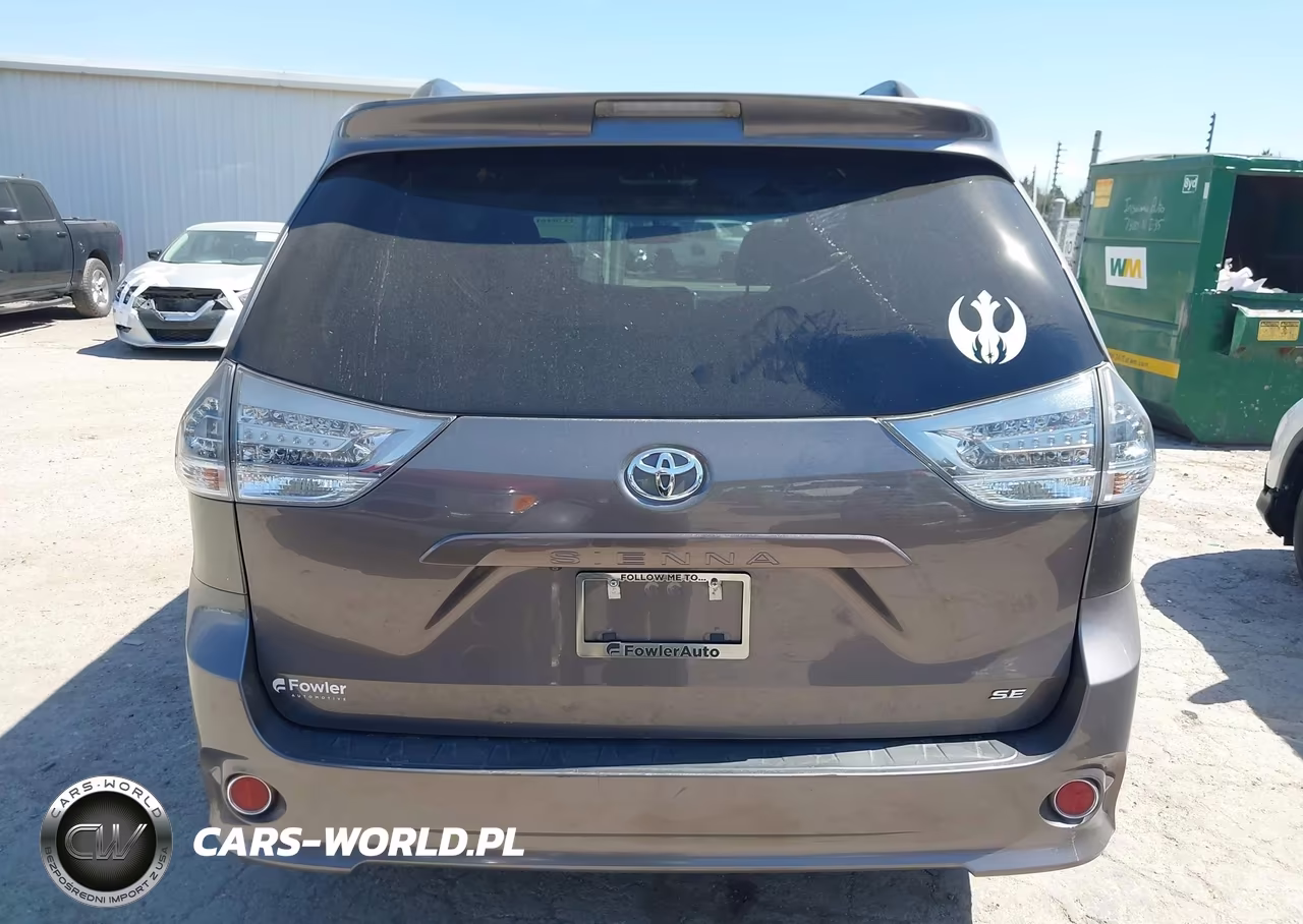 2016 Toyota Sienna Se 8 Passenger VIN:5TDXK3DC8GS700869 - 16