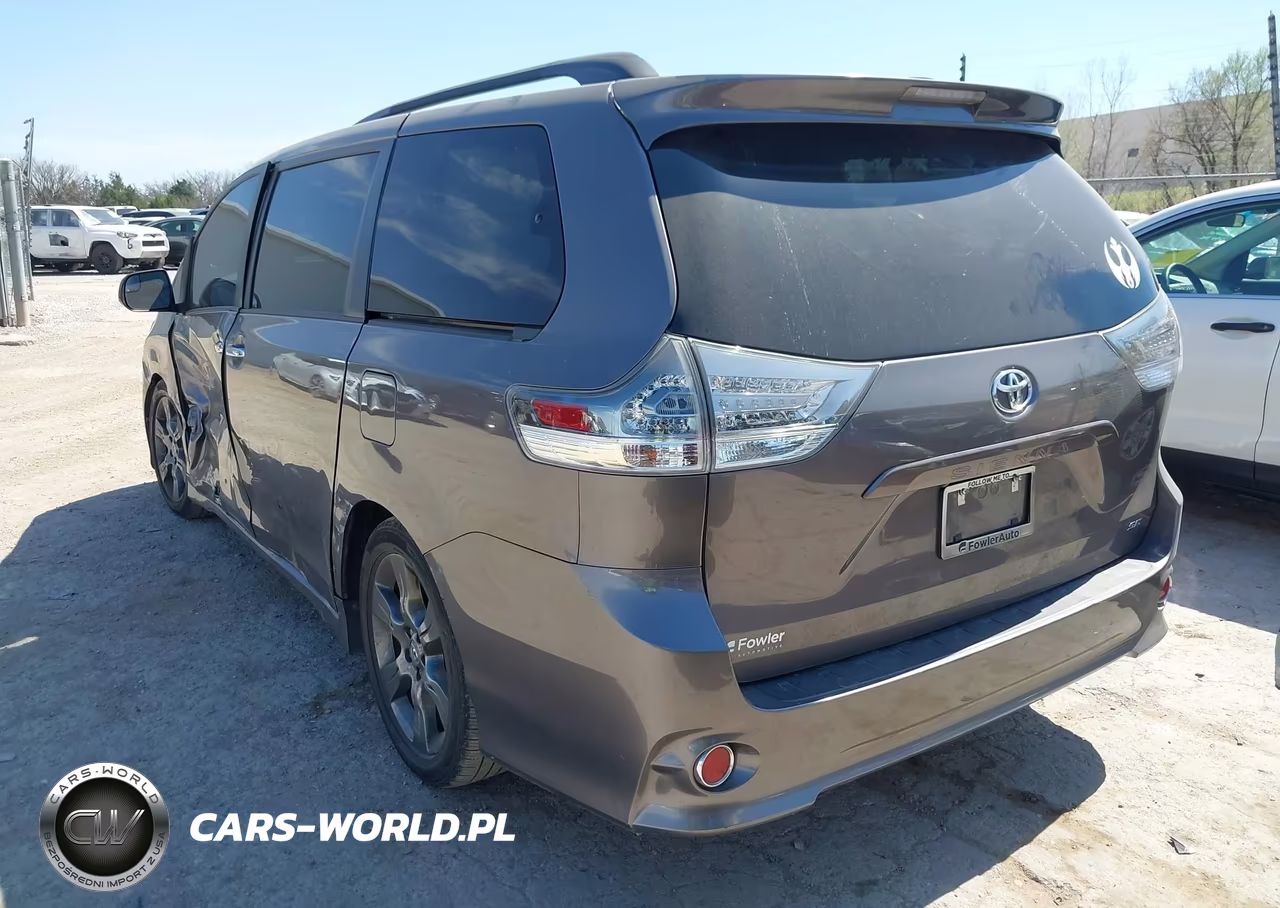 2016 Toyota Sienna Se 8 Passenger VIN:5TDXK3DC8GS700869 - 3