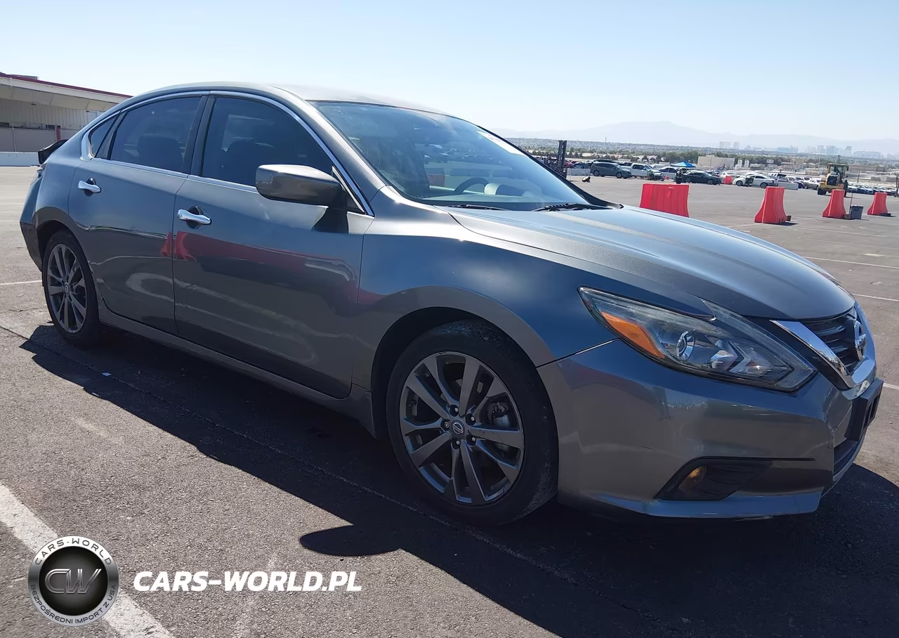 2018 Nissan Altima 2.5 Sr – zdjęcie 1 z 17