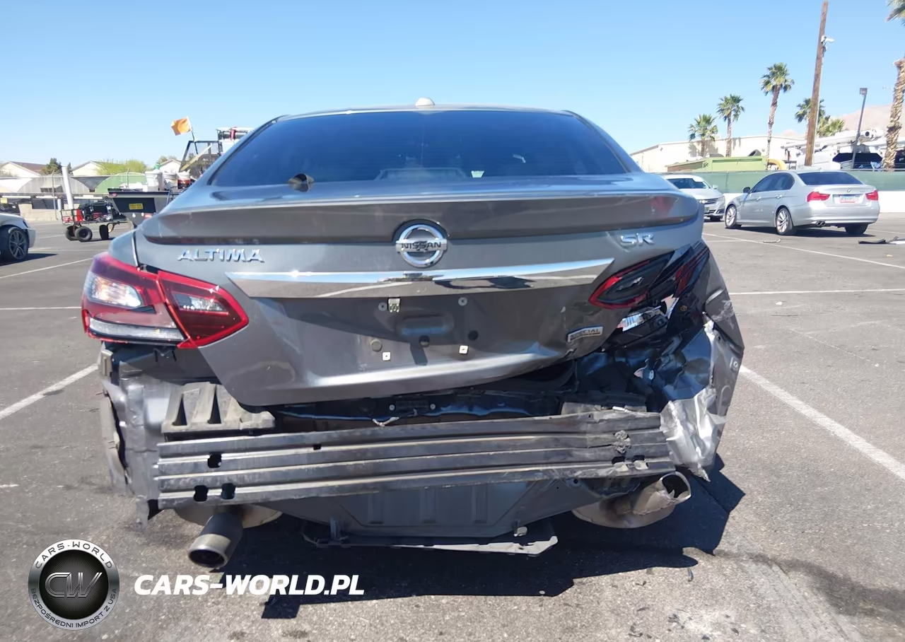 2018 Nissan Altima 2.5 Sr VIN:1N4AL3AP2JC284827 - 17