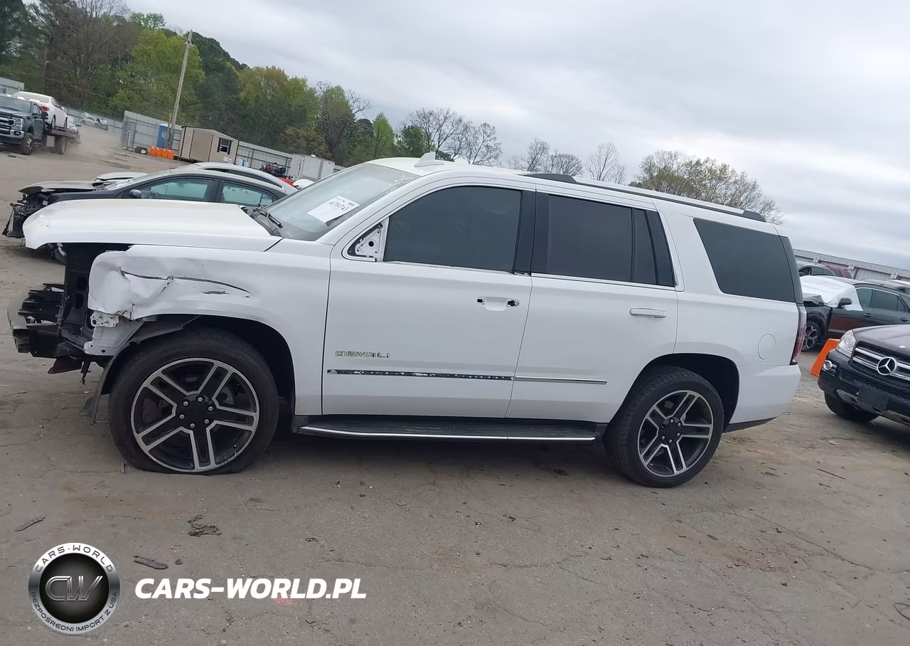 2017 GMC Yukon Denali VIN:1GKS1CKJ0HR134340 - 14