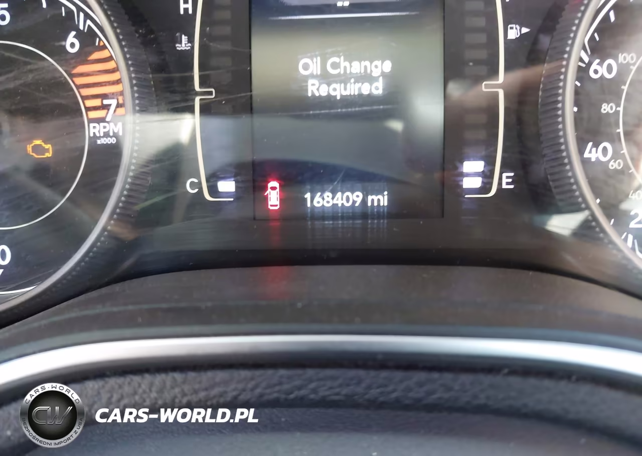 2019 Jeep Cherokee Latitude Fwd VIN:1C4PJLCB6KD171812 - 16