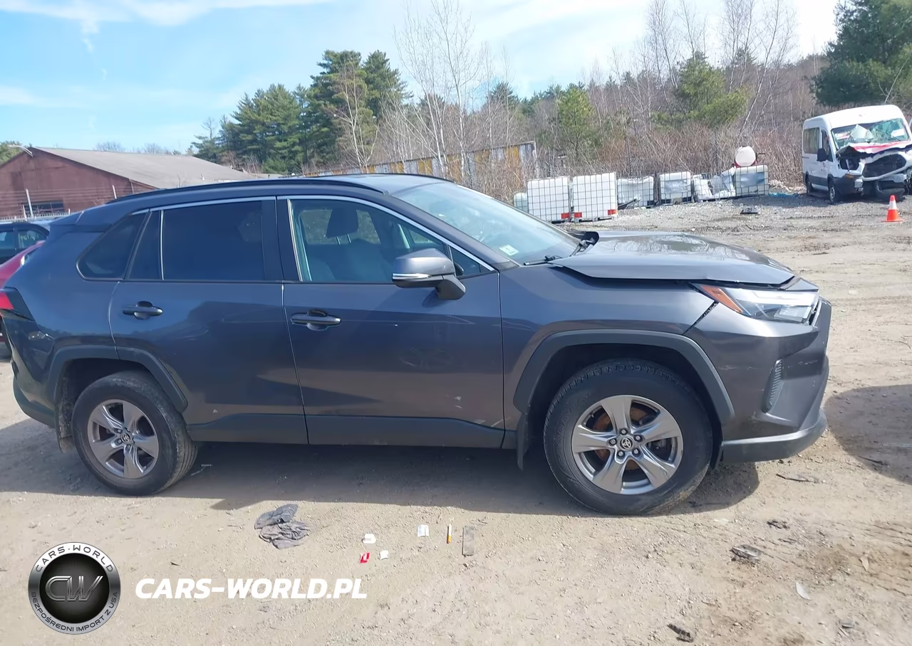 2022 Toyota Rav4 Xle VIN:2T3W1RFV2NW219463 - 13