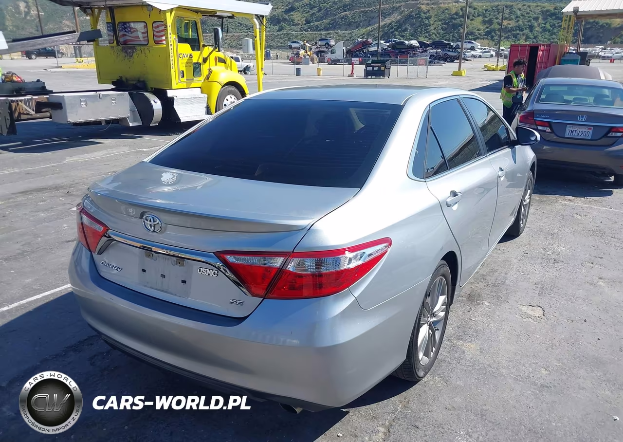 2017 Toyota Camry Se VIN:4T1BF1FK5HU429687 - 4