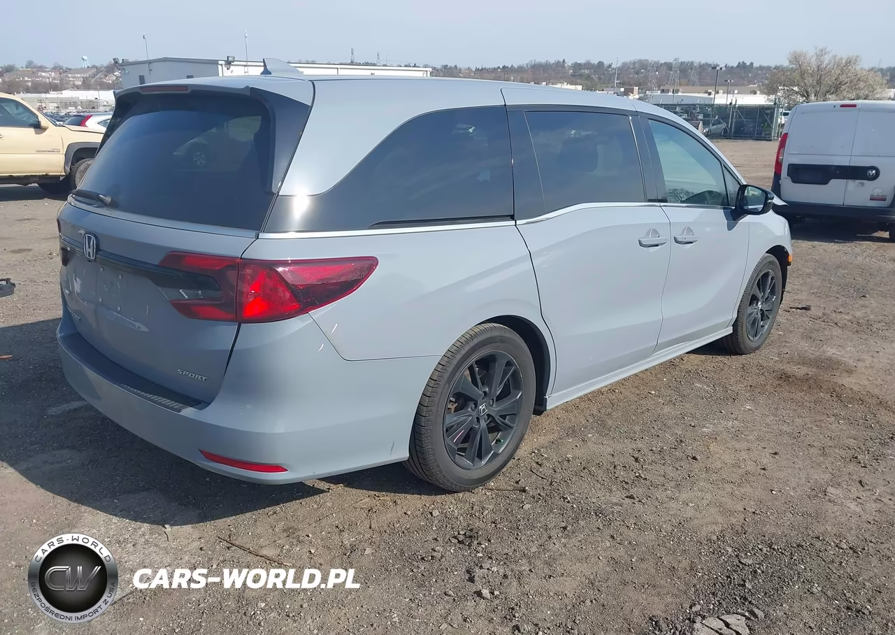 2023 Honda Odyssey Sport VIN:5FNRL6H78PB068769 - 4