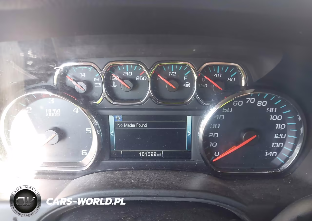 2019 Chevrolet Tahoe Ls VIN:1GNSKAKC5KR259671 - 7