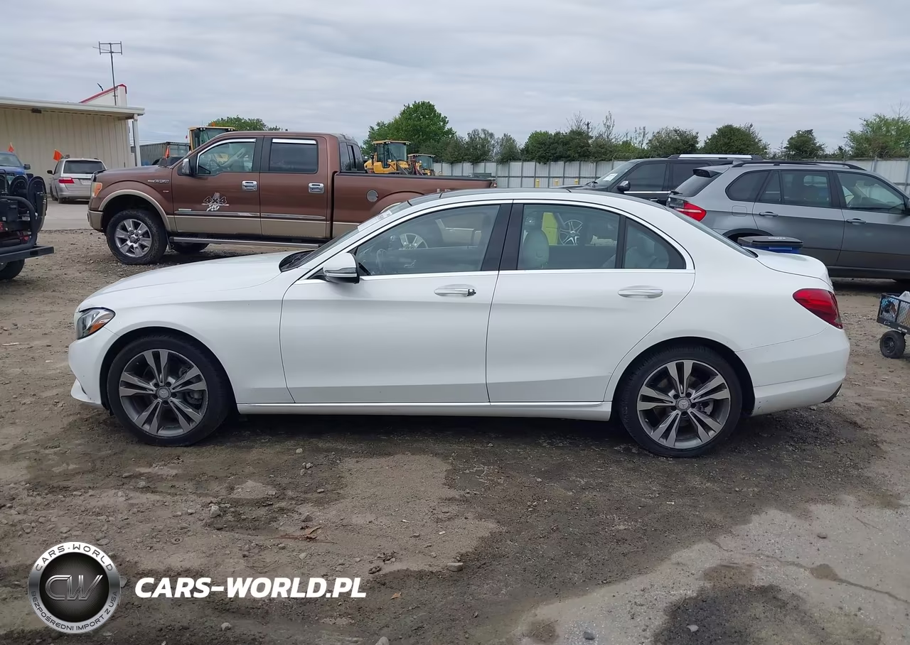 2016 Mercedes-Benz C 300 4Matic VIN:55SWF4KB1GU148506 - 14