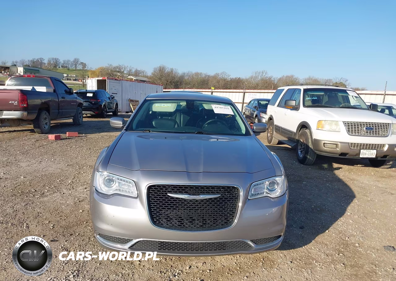 2016 Chrysler 300 Limited VIN:2C3CCAAG7GH238282 - 12
