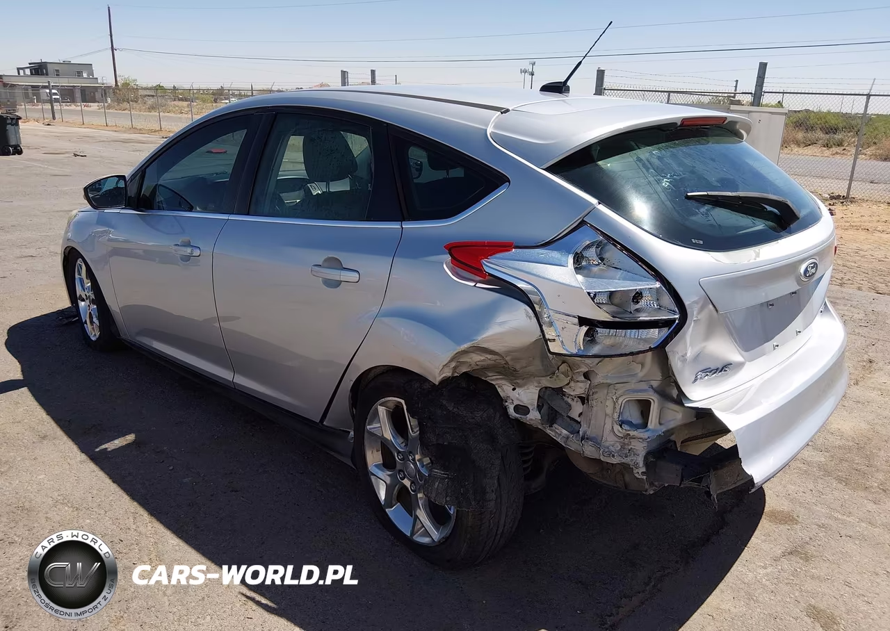 2012 Ford Focus Sel VIN:1FAHP3M2XCL129643 - 3
