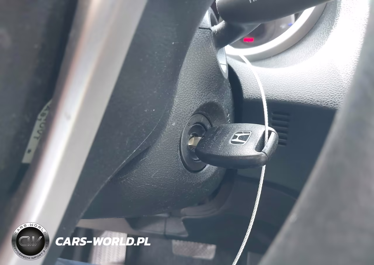 2013 Honda Fit VIN:JHMGE8H37DC070031 - 11