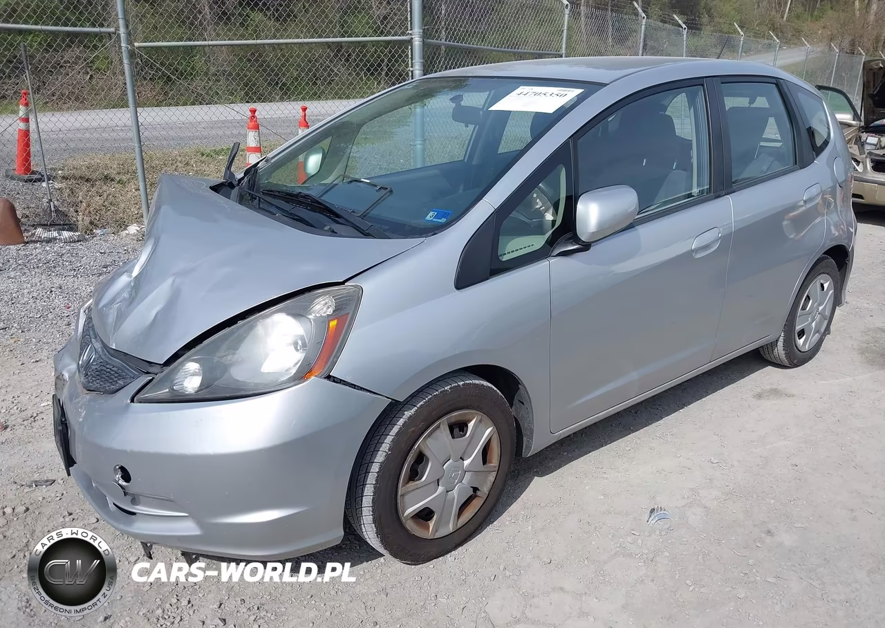 2013 Honda Fit VIN:JHMGE8H37DC070031 - 2