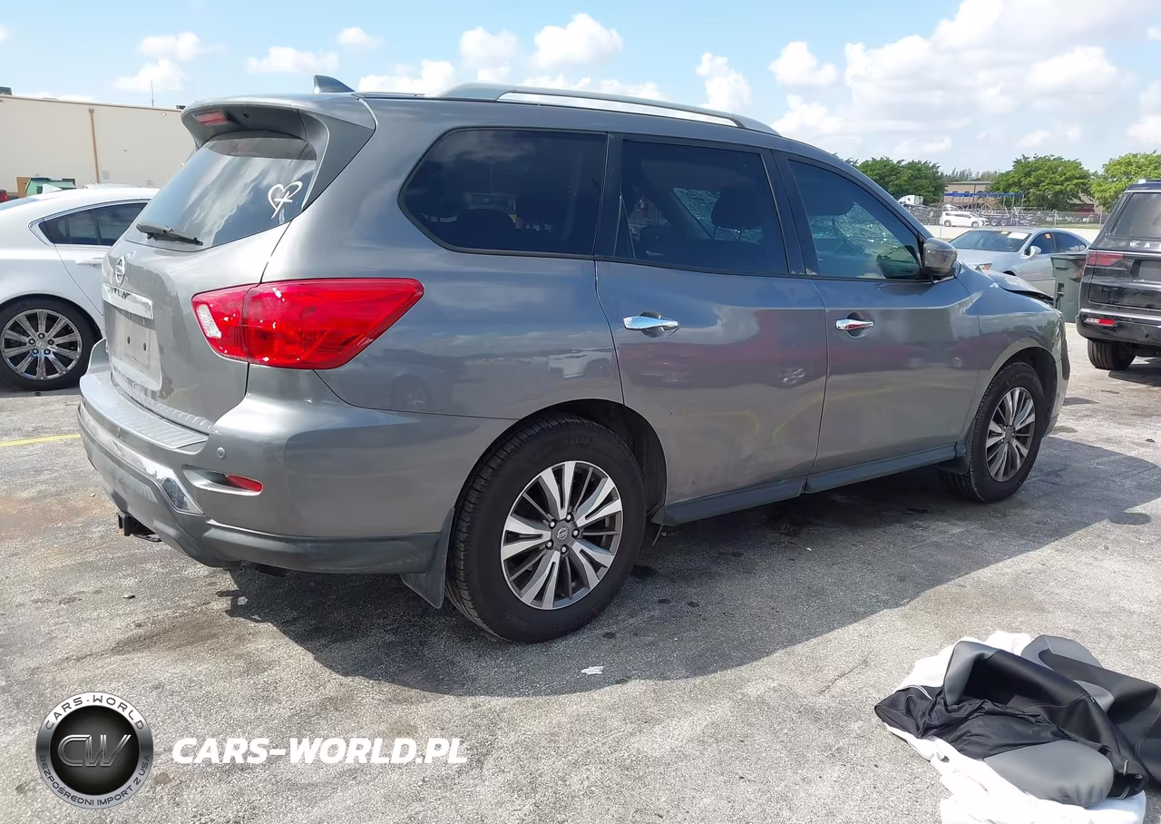 2019 Nissan Pathfinder S VIN:5N1DR2MN6KC601273 - 4