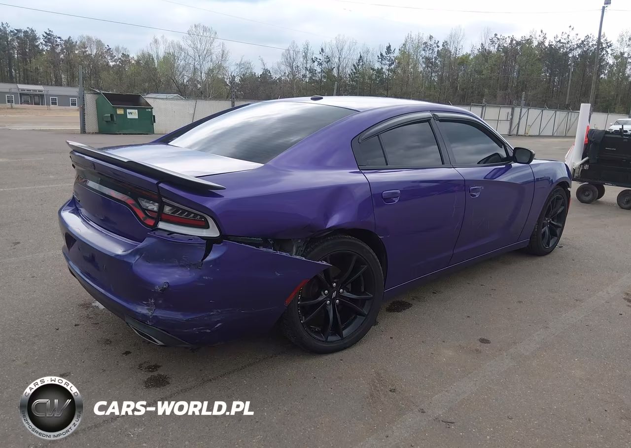 2018 Dodge Charger Sxt Rwd VIN:2C3CDXBG2JH306431 - 4