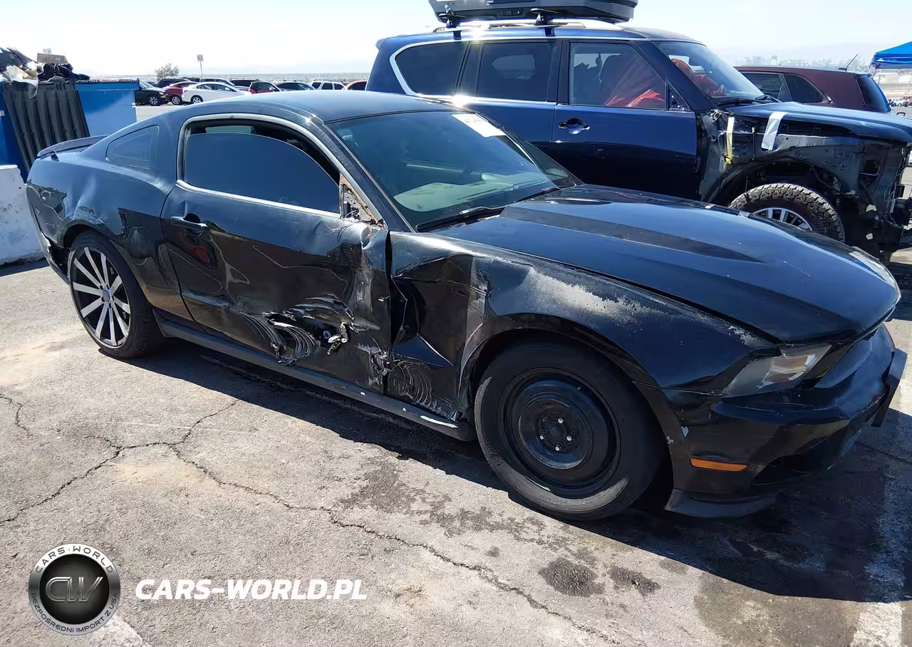 2012 Ford Mustang V6