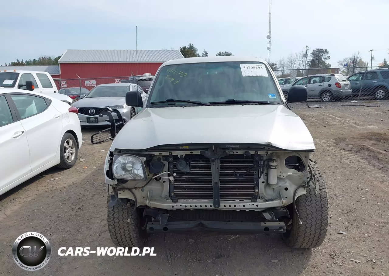 2003 Toyota Tacoma Base V6 VIN:5TEHN72N63Z281375 - 13