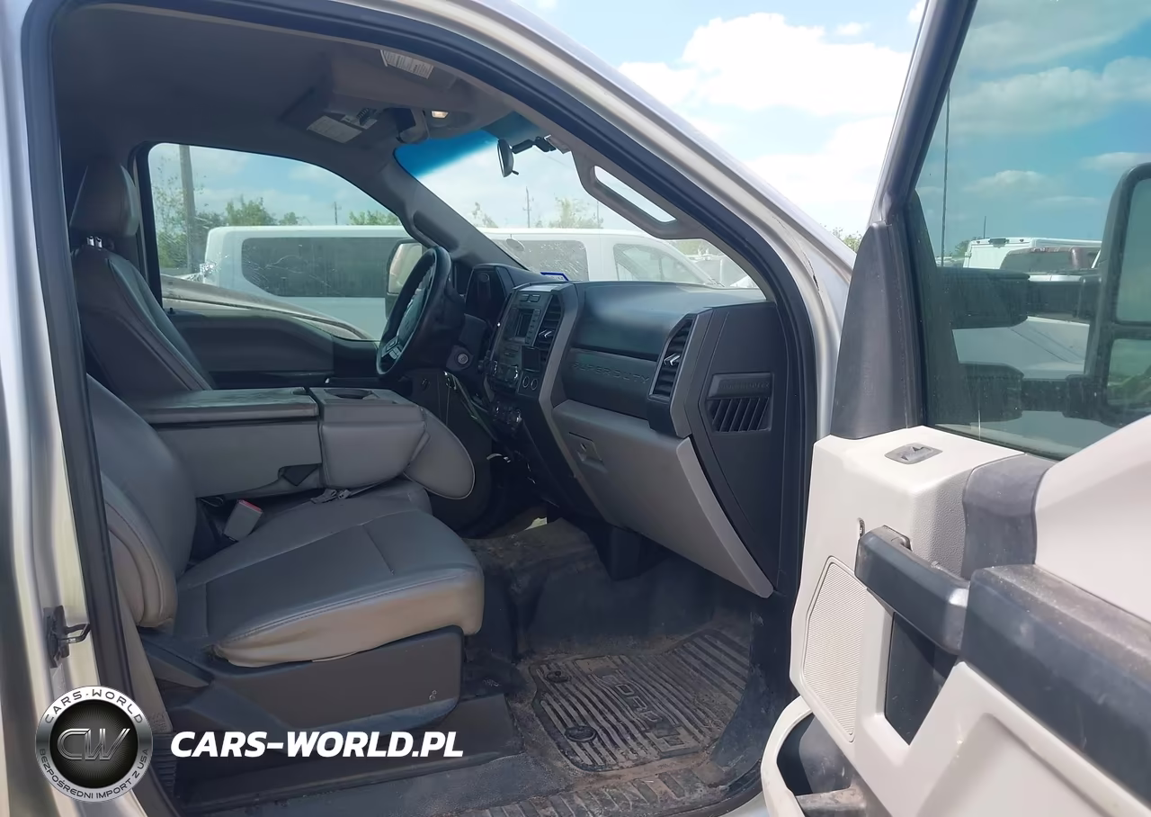 2018 Ford F-350 Xl VIN:1FT8W3B68JEC89637 - 5