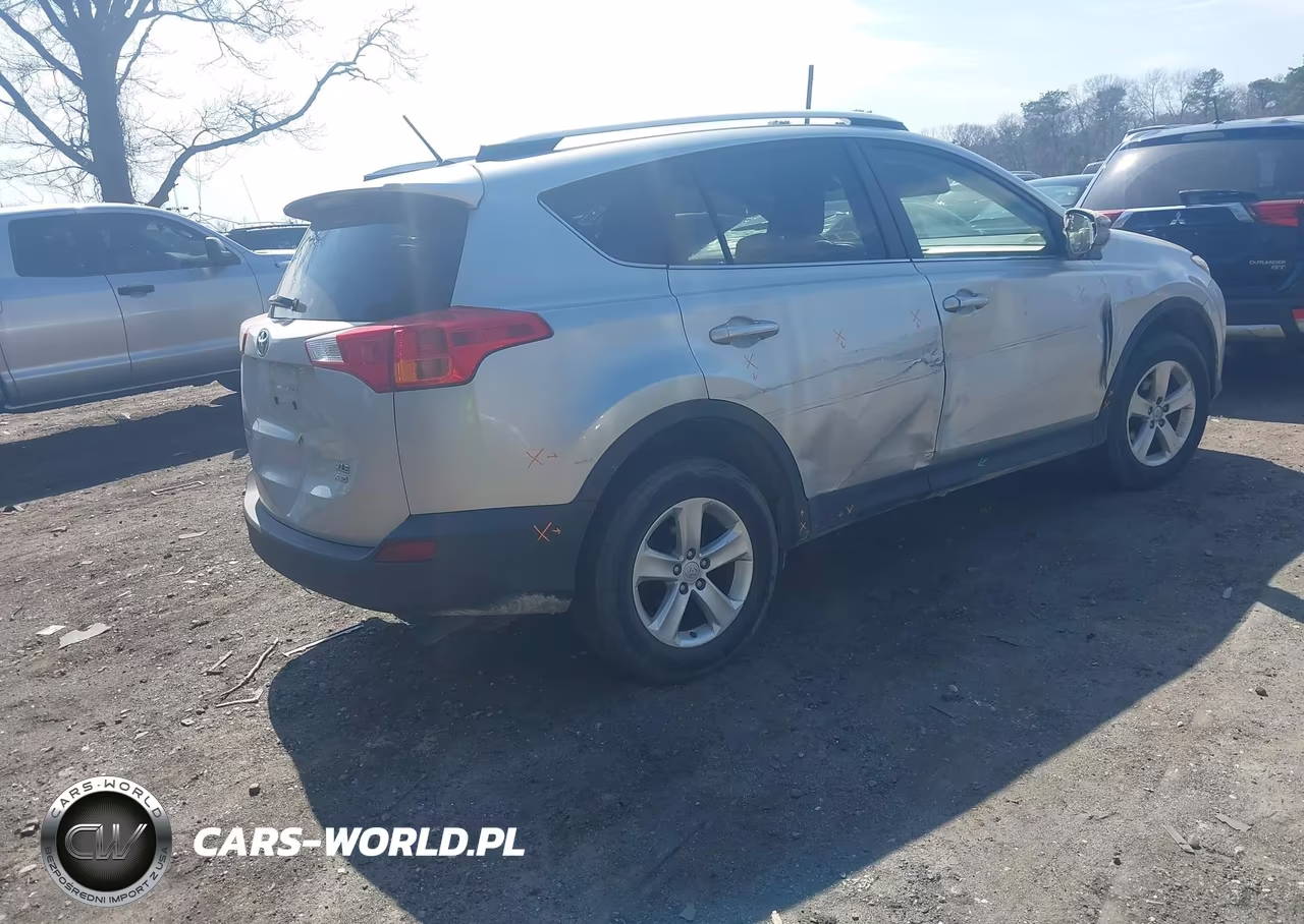 2013 Toyota Rav4 Xle VIN:JTMRFREV6DD000291 - 4
