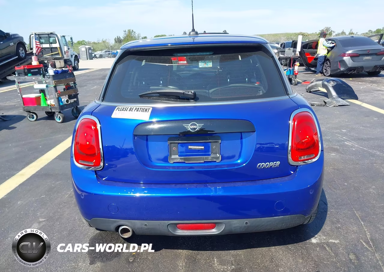 2021 Mini Hardtop Oxford Edition VIN:WMWXU7C09M2N55494 - 16