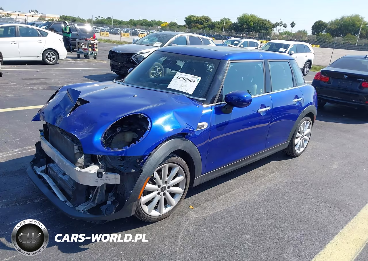 2021 Mini Hardtop Oxford Edition VIN:WMWXU7C09M2N55494 - 2