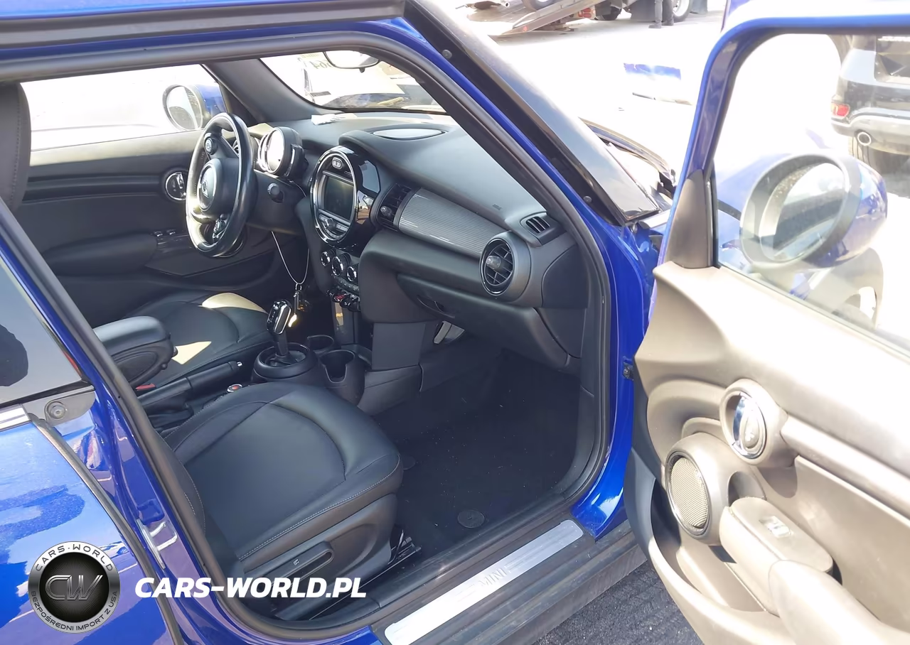 2021 Mini Hardtop Oxford Edition VIN:WMWXU7C09M2N55494 - 5