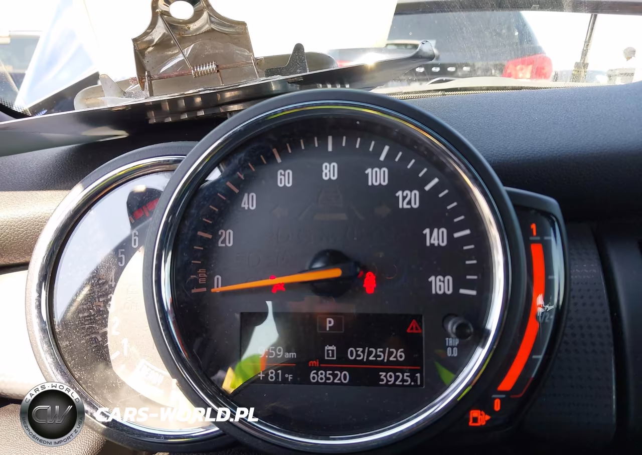 2021 Mini Hardtop Oxford Edition VIN:WMWXU7C09M2N55494 - 7