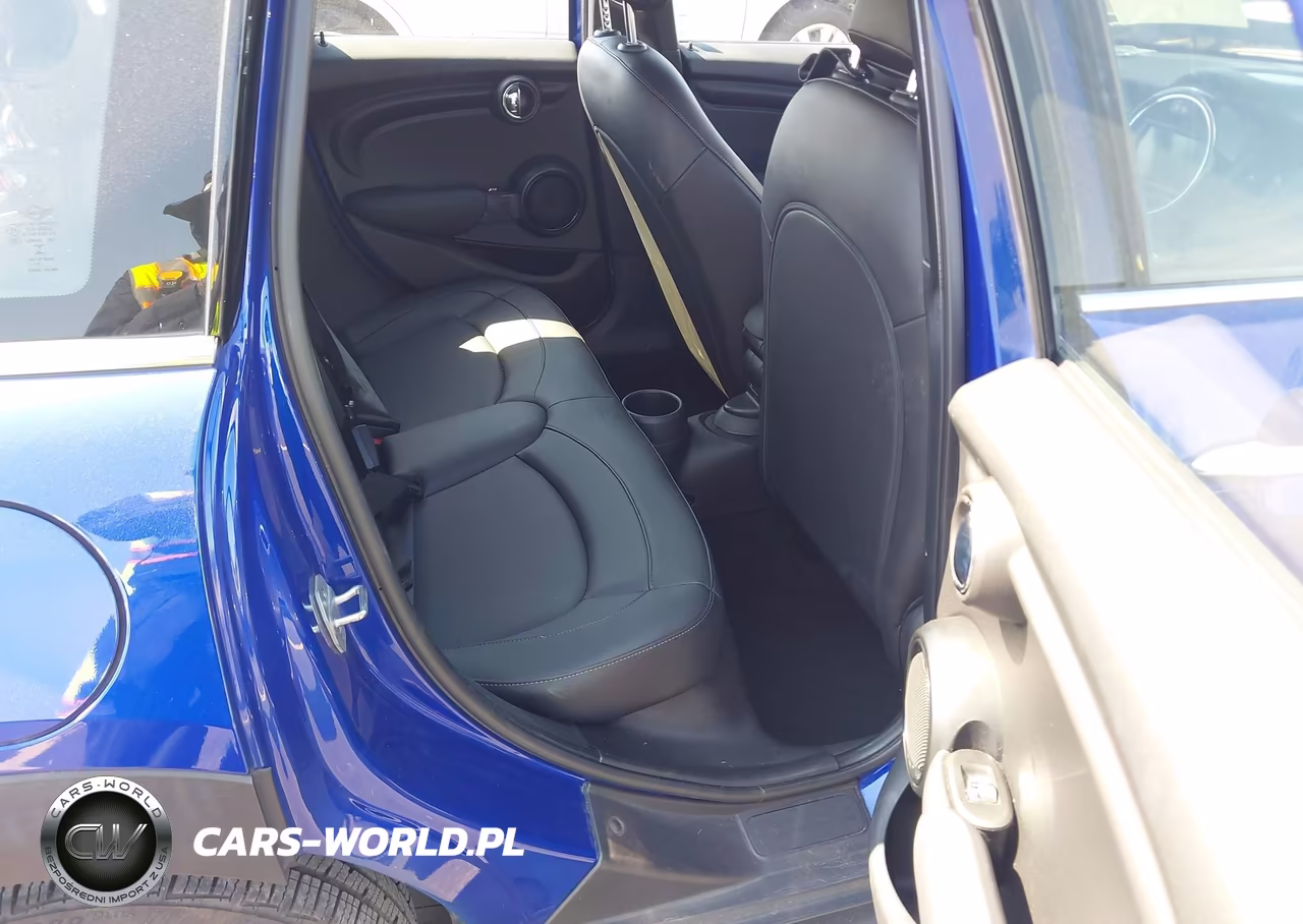2021 Mini Hardtop Oxford Edition VIN:WMWXU7C09M2N55494 - 8