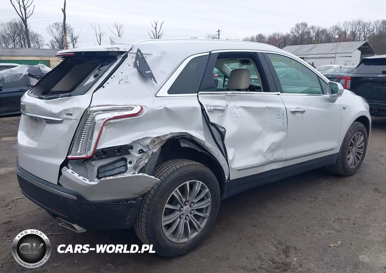 2017 Cadillac Xt5 Luxury VIN:1GYKNBRS4HZ115597 - 4