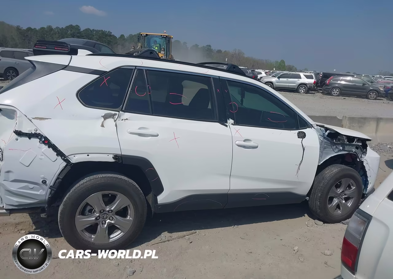 2024 Toyota Rav4 Xle VIN:2T3W1RFV4RC273581 - 13