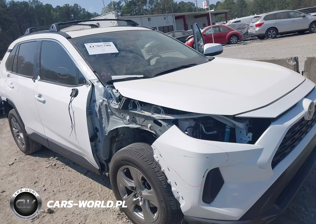 2024 Toyota Rav4 Xle VIN:2T3W1RFV4RC273581 - 6